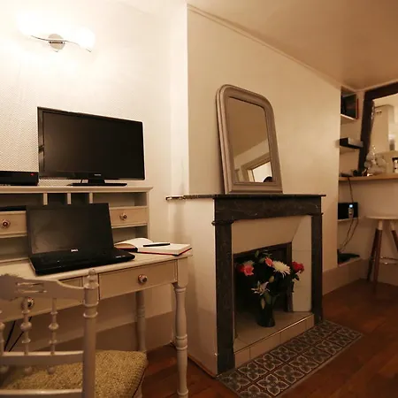Appartement Moulin Rouge Backstage